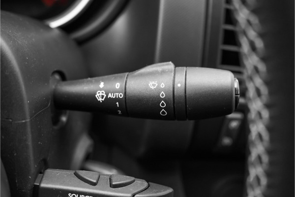 Renault Trafic 2.0 dCi 145 L2H1 DC Luxe Climate Camera 2x Schuifdeur