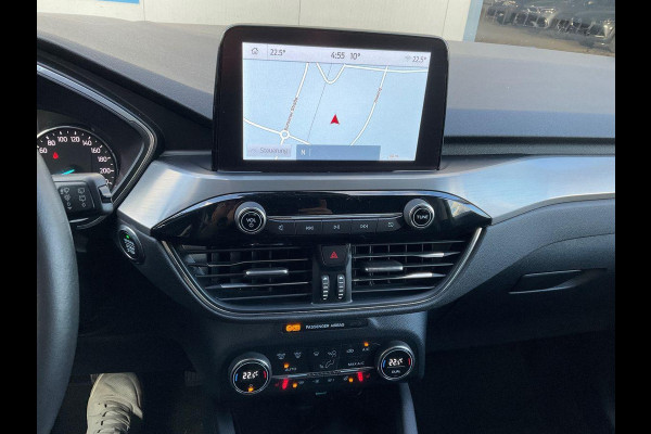 Ford Kuga 2.5 Plug-in Hybrid Titanium | 225 PK | Winterpack | 18 inch velgen | Navigatie | Dealer onderhouden