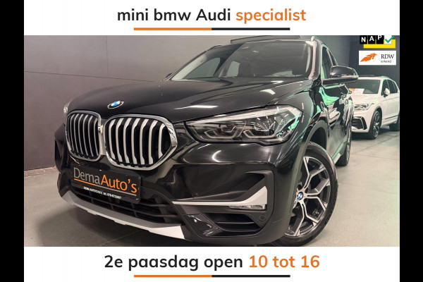 BMW X1 SDrive18i Executive Edition PANO/LEDER/H-UP/NAVI/SFEERVERL/LED/PDC/CRUISE///