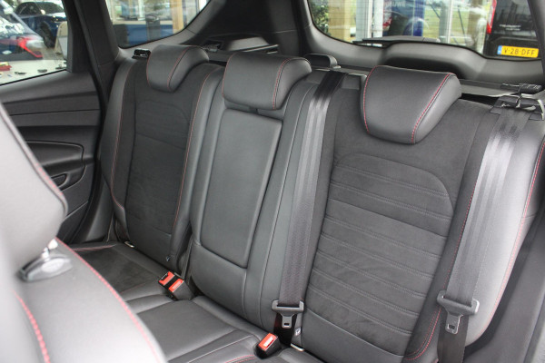 Ford Kuga 1.5 EcoBoost ST Line | Trekhaak | Panorama Dak | Stoelverwarming | Cruise Control | Camera | Navigatie | SONY Audio |
