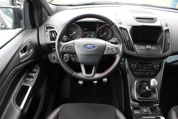 Ford Kuga 1.5 EcoBoost ST Line | Trekhaak | Panorama Dak | Stoelverwarming | Cruise Control | Camera | Navigatie | SONY Audio |