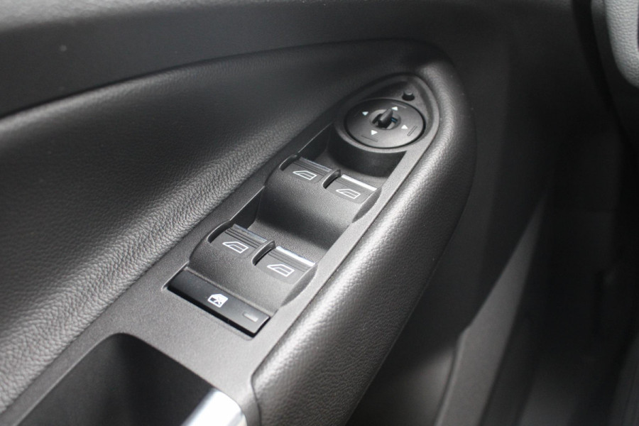 Ford Kuga 1.5 EcoBoost ST Line | Trekhaak | Panorama Dak | Stoelverwarming | Cruise Control | Camera | Navigatie | SONY Audio |