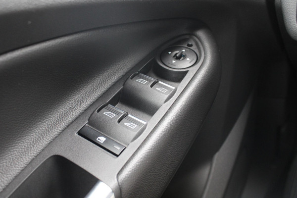 Ford Kuga 1.5 EcoBoost ST Line | Trekhaak | Panorama Dak | Stoelverwarming | Cruise Control | Camera | Navigatie | SONY Audio |