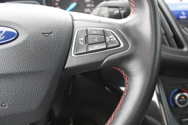 Ford Kuga 1.5 EcoBoost ST Line | Trekhaak | Panorama Dak | Stoelverwarming | Cruise Control | Camera | Navigatie | SONY Audio |