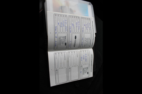 Ford Kuga 1.5 EcoBoost ST Line | Trekhaak | Panorama Dak | Stoelverwarming | Cruise Control | Camera | Navigatie | SONY Audio |