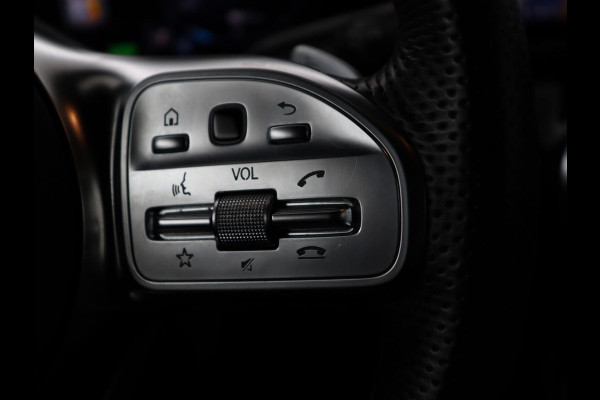 Mercedes-Benz CLA-Klasse Shooting Brake 250e AMG Limited | Stoelverwarming | Carplay | Leder/Alcantara | Camera | Sfeerverlichting | Navigatie | Park Assist | Widescreen | Dodehoek detectie | PHEV | Plug In