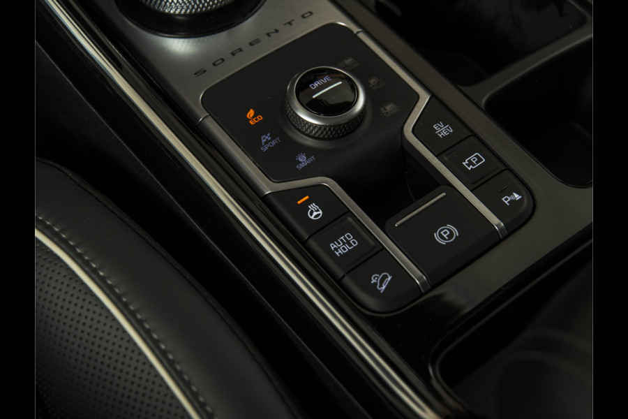 Kia Sorento 1.6 T-GDI Plug-in Hybrid 4WD ExecutiveLine 7p. PANO | 7ZITS | HUD | BOSE