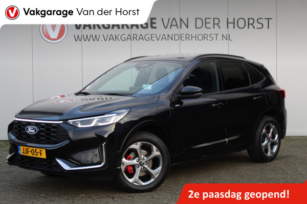 Ford Kuga 2.5-243pk PHEV ST-Line X. Trekgewicht 2.100kg. Nieuw Model ! Van €. 54.937,- voor €. 43.735,- Trekgewicht van 2.100kg ! Elektr. panodak., elektr. trekhaak, stoel-, stuur- en voorraamverw., 360gr. Camera, HUD, AppleCarplay/Androidauto, Elektr. verstelb. comfortstoelen, LED verl.