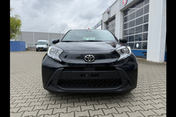 Toyota Aygo X 1.0 VVT-i S-CVT Play Automaat stoelverwarming, keyless etc (RIJKLAARPRIJS)