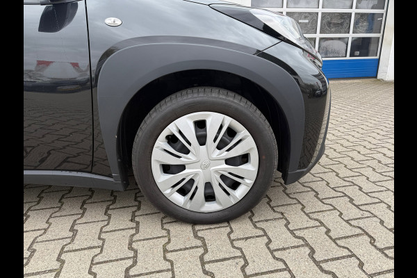 Toyota Aygo X 1.0 VVT-i S-CVT Play Automaat stoelverwarming, keyless etc (RIJKLAARPRIJS)