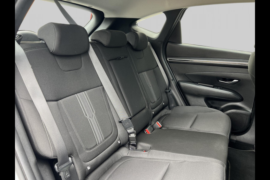 Hyundai Tucson 1.6 T-GDI HEV Comfort Smart | 4 nieuwe banden | Navigatie