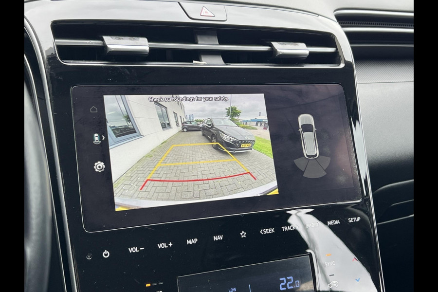 Hyundai Tucson 1.6 T-GDI HEV Comfort Smart | 4 nieuwe banden | Navigatie