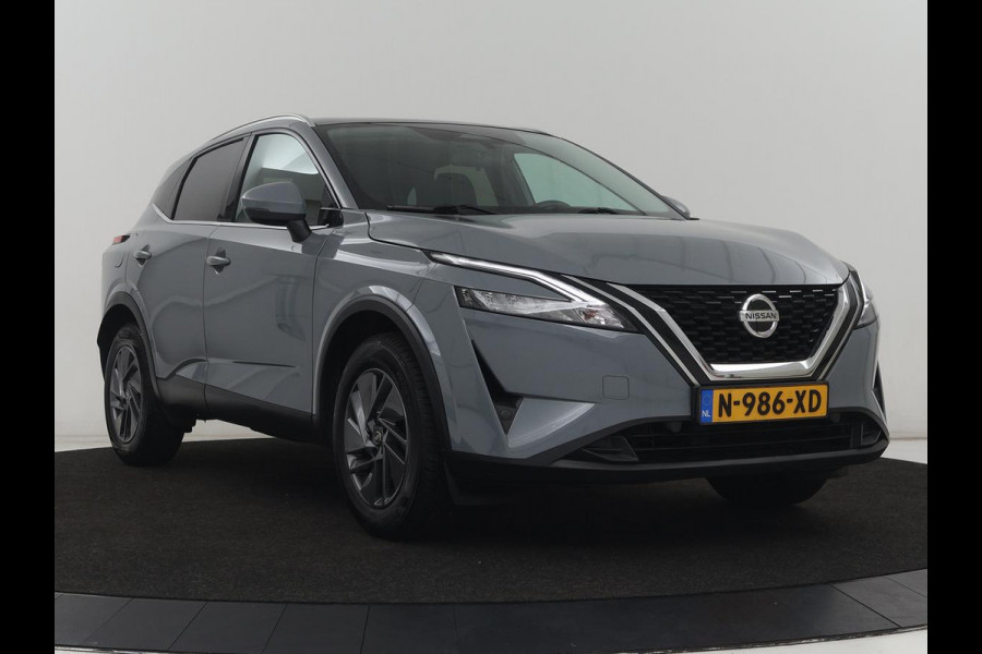 Nissan QASHQAI 1.3 MHEV Acenta | Panoramadak | Adaptive cruise | Carplay | Camera | Keyless | Dodehoek detectie | Parkeerhulp | Climate control | DAB | Getint glas