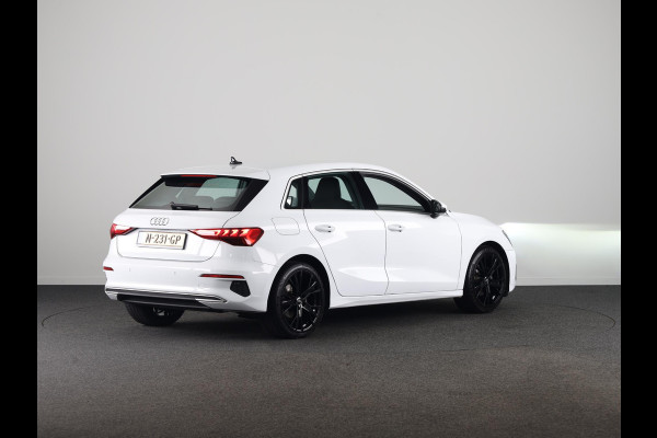Audi A3 Sportback 35 TFSI Advanced edition 150 pk | Navigatie | Parkeersensoren achter | Adaptieve cruise control | Matrix LED koplampen | Apple Carplay/Android Auto |