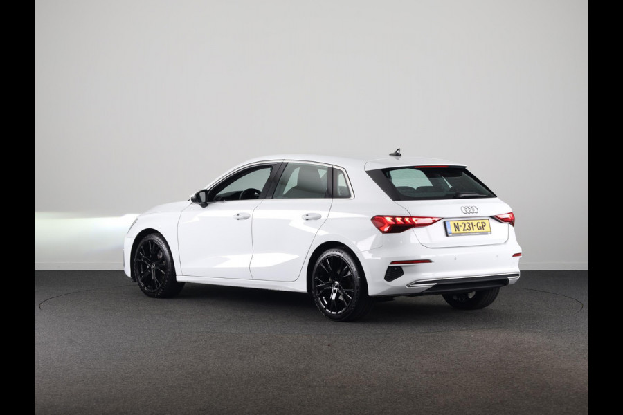 Audi A3 Sportback 35 TFSI Advanced edition 150 pk | Navigatie | Parkeersensoren achter | Adaptieve cruise control | Matrix LED koplampen | Apple Carplay/Android Auto |