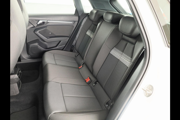 Audi A3 Sportback 35 TFSI Advanced edition 150 pk | Navigatie | Parkeersensoren achter | Adaptieve cruise control | Matrix LED koplampen | Apple Carplay/Android Auto |