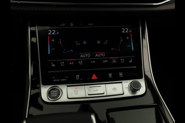 Audi Q8 60 TFSI e quattro Pro Line S Competition 490 PK | Panoramadak | Vier wiel besturen | Exclusive lak | Stoel ventilatie | Verlengde garantie |