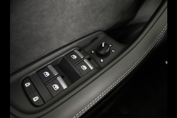 Audi Q8 60 TFSI e quattro Pro Line S Competition 490 PK | Panoramadak | Vier wiel besturen | Exclusive lak | Stoel ventilatie | Verlengde garantie |