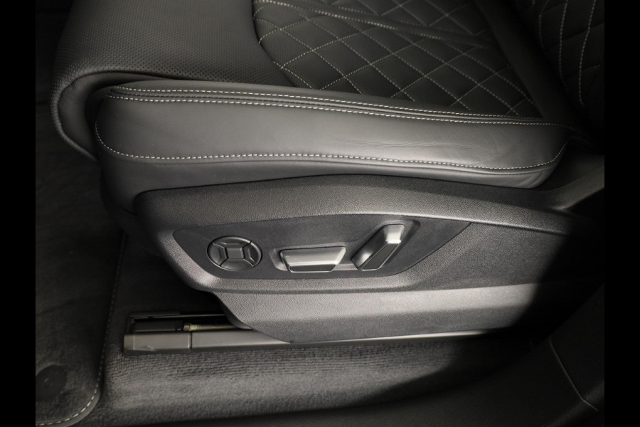 Audi Q8 60 TFSI e quattro Pro Line S Competition 490 PK | Panoramadak | Vier wiel besturen | Exclusive lak | Stoel ventilatie | Verlengde garantie |