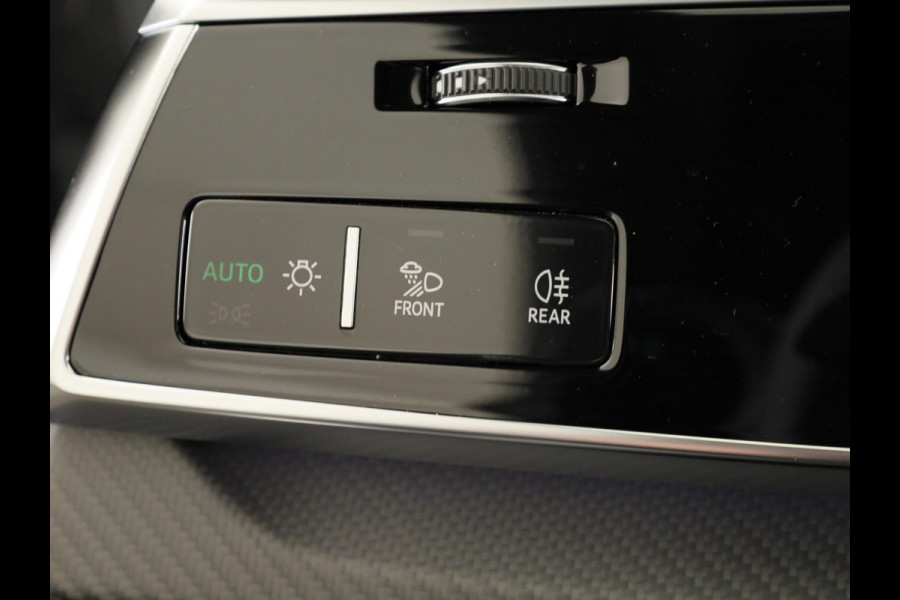 Audi Q8 60 TFSI e quattro Pro Line S Competition 490 PK | Panoramadak | Vier wiel besturen | Exclusive lak | Stoel ventilatie | Verlengde garantie |