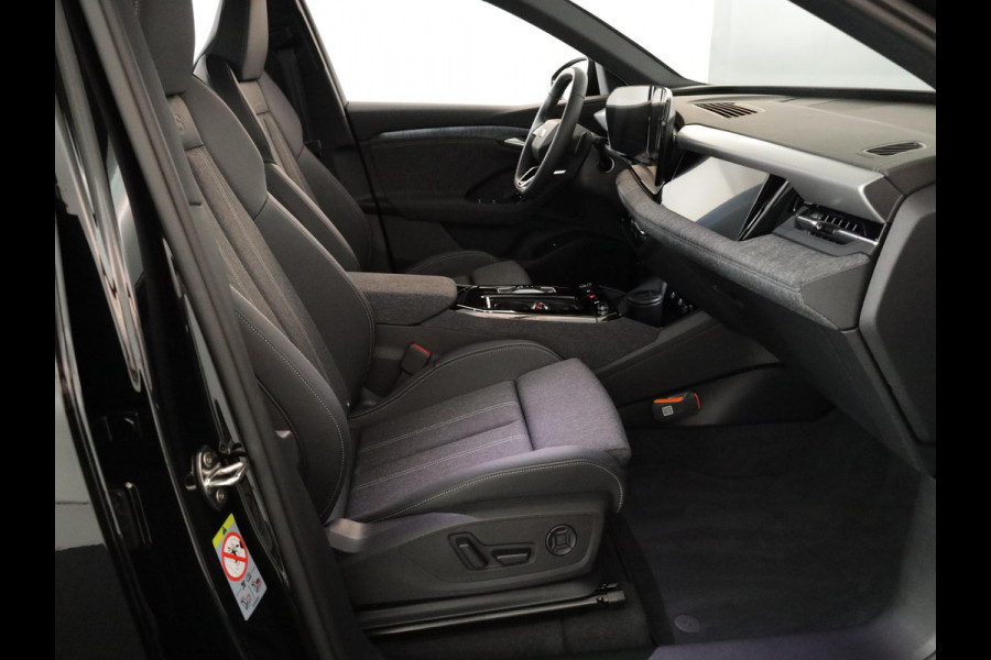 Audi Q6 S edition performance 100 kWh 306pk |  360° Camera | Adaptive cruise control | Matrix ledkoplampen  | stoelverwarming voor en achter | Comfortpakket