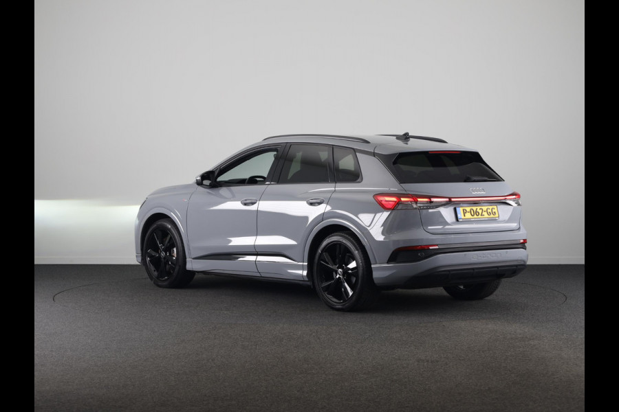Audi Q4 e-tron 40 Launch edition S Competition 77 kWh 204 pk | SoH 97% | Navigatie | Warmtepomp | Parkeersensoren | Achteruitrijcamera | Stoelverwarming | S-Line |