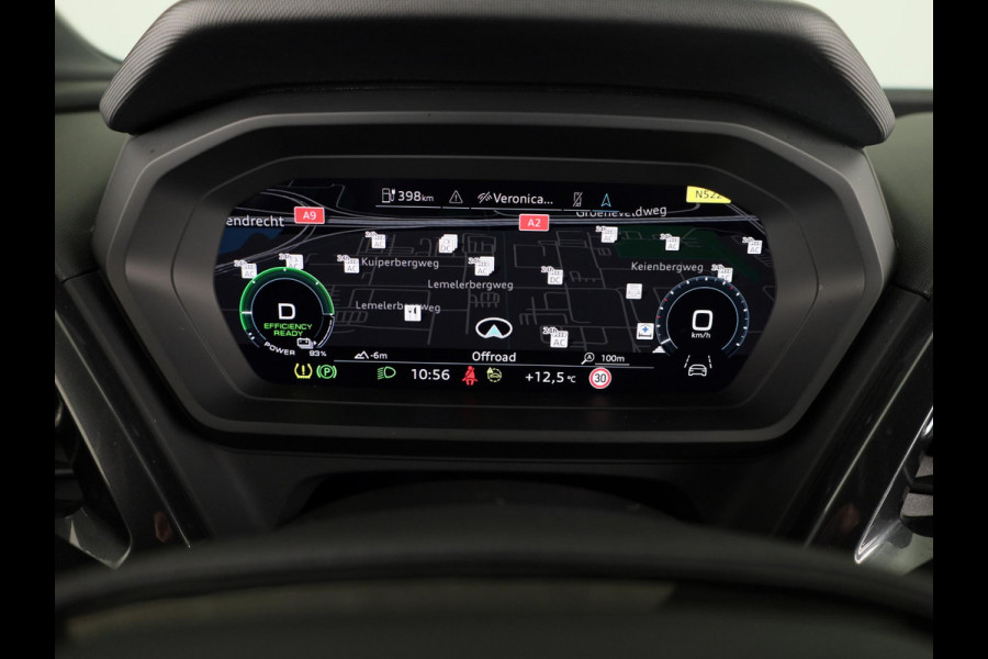 Audi Q4 e-tron 40 Launch edition S Competition 77 kWh 204 pk | SoH 97% | Navigatie | Warmtepomp | Parkeersensoren | Achteruitrijcamera | Stoelverwarming | S-Line |