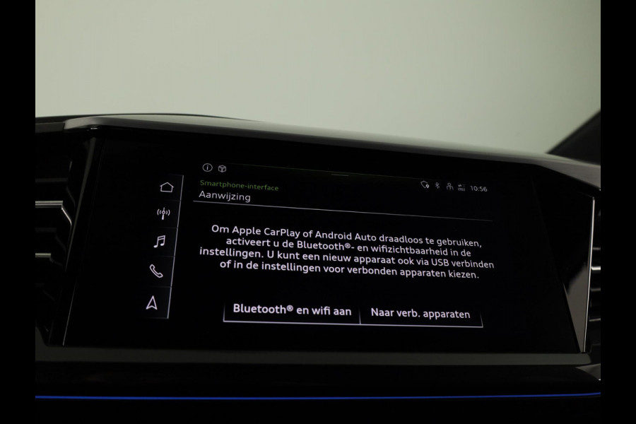 Audi Q4 e-tron 40 Launch edition S Competition 77 kWh 204 pk | SoH 97% | Navigatie | Warmtepomp | Parkeersensoren | Achteruitrijcamera | Stoelverwarming | S-Line |