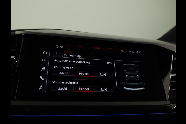 Audi Q4 e-tron 40 Launch edition S Competition 77 kWh 204 pk | SoH 97% | Navigatie | Warmtepomp | Parkeersensoren | Achteruitrijcamera | Stoelverwarming | S-Line |