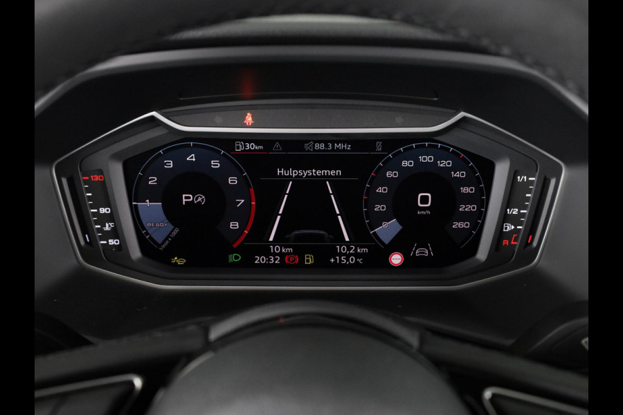 Audi A1 Sportback Advanced edition 25 TFSI 95 pk | Parkeerhulp plus | Automatische airco | Inklapbare buitenspiegels | Dak in contrast kleur |