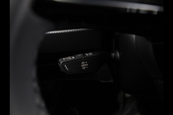 Audi A1 Sportback Advanced edition 25 TFSI 95 pk | Parkeerhulp plus | Automatische airco | Inklapbare buitenspiegels | Dak in contrast kleur |