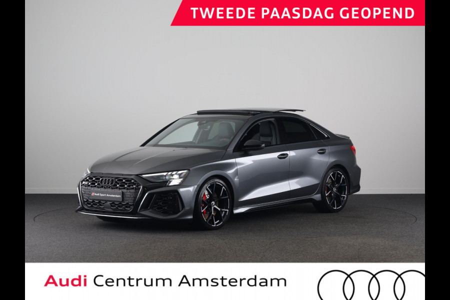 Audi RS 3 Limousine 2.5 TFSI quattro 400pk | Panoramadak | Verlengde garantie | 3-spaaks sport afgevlakt stuurwiel | Adaptief onderstel | SONOS Premium 3D Audio