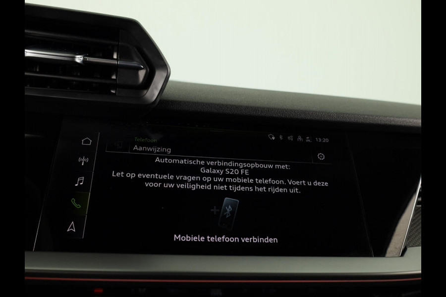 Audi RS 3 Limousine 2.5 TFSI quattro 400pk | Panoramadak | Verlengde garantie | 3-spaaks sport afgevlakt stuurwiel | Adaptief onderstel | SONOS Premium 3D Audio