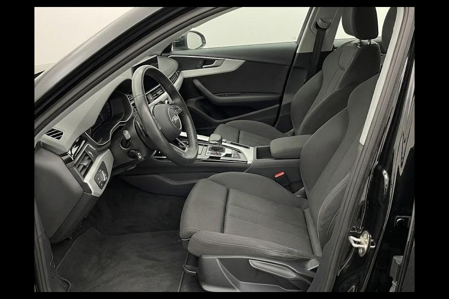 Audi A4 Limousine 35 TFSI Advanced Edition 150pk | Navgatie | Led koplampen | Climatronic | Virtual cockpit | Sportstoelen | 17 inch Lichtmetalen velgen