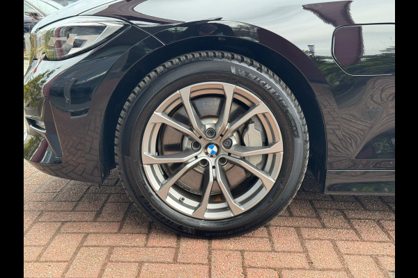 BMW 3 Serie Touring 330e High Executive