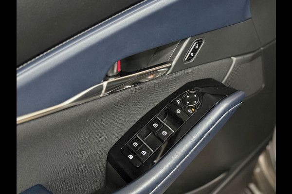 Mazda CX-30 2.0 e-SkyActiv-X M Hybrid Comfort | Camrea | Matrix LED | Trekhaak afn. | Stoel+stuurverwarming | Head Up | ACC