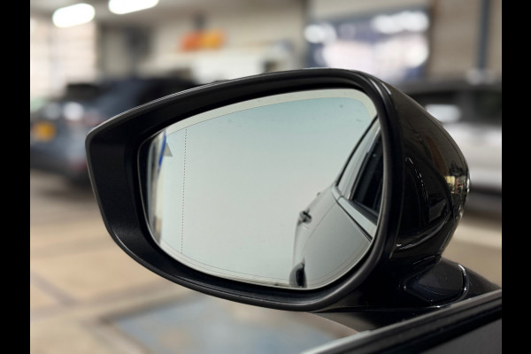 Mazda CX-30 2.0 e-SkyActiv-X M Hybrid Comfort | Camrea | Matrix LED | Trekhaak afn. | Stoel+stuurverwarming | Head Up | ACC