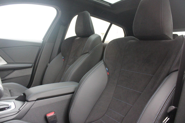 BMW 1-serie 120 170PK M SPORT | PANORAMA SCHUIF/KANTEL DAK | 18" LICHTMETALEN VELGEN | DODEHOEK DETECTIE | DRAADLOZE APPLE CARPLAY/ANDROID AUTO | NAVIGATIE | ACHTERUITRIJ CAMERA | ADAPTIEF M ONDERSTEL | SFEER VERLICHTING | STOEL VERWARMING | DAB+ RADIO | ALCANTARA BEKLEDING | PARKEERSENSOREN VOOR + ACHTER | CRUISE CONTROL | SHADOW LINE |