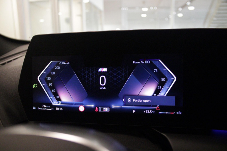 BMW 1-serie 120 170PK M SPORT | PANORAMA SCHUIF/KANTEL DAK | 18" LICHTMETALEN VELGEN | DODEHOEK DETECTIE | DRAADLOZE APPLE CARPLAY/ANDROID AUTO | NAVIGATIE | ACHTERUITRIJ CAMERA | ADAPTIEF M ONDERSTEL | SFEER VERLICHTING | STOEL VERWARMING | DAB+ RADIO | ALCANTARA BEKLEDING | PARKEERSENSOREN VOOR + ACHTER | CRUISE CONTROL | SHADOW LINE |