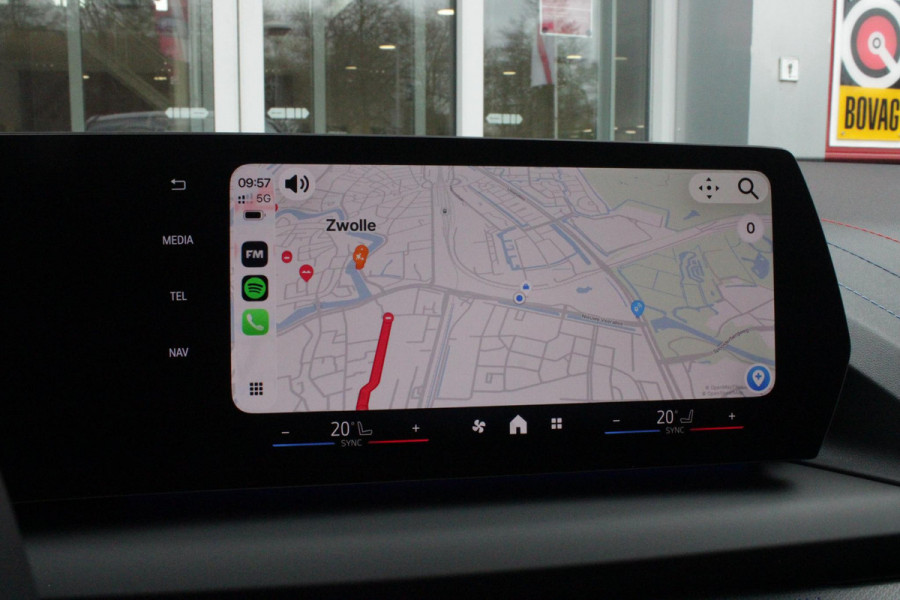 BMW 1-serie 120 170PK M SPORT | PANORAMA SCHUIF/KANTEL DAK | 18" LICHTMETALEN VELGEN | DODEHOEK DETECTIE | DRAADLOZE APPLE CARPLAY/ANDROID AUTO | NAVIGATIE | ACHTERUITRIJ CAMERA | ADAPTIEF M ONDERSTEL | SFEER VERLICHTING | STOEL VERWARMING | DAB+ RADIO | ALCANTARA BEKLEDING | PARKEERSENSOREN VOOR + ACHTER | CRUISE CONTROL | SHADOW LINE |