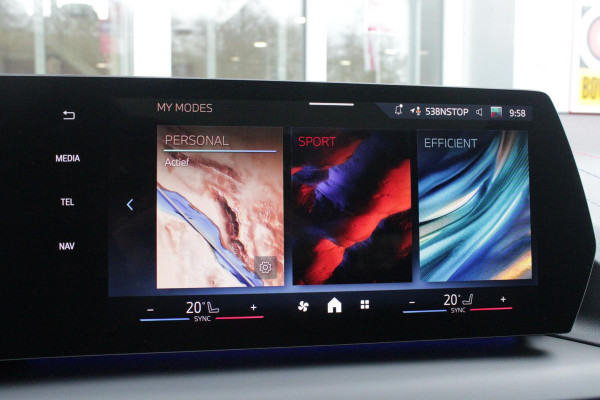 BMW 1-serie 120 170PK M SPORT | PANORAMA SCHUIF/KANTEL DAK | 18" LICHTMETALEN VELGEN | DODEHOEK DETECTIE | DRAADLOZE APPLE CARPLAY/ANDROID AUTO | NAVIGATIE | ACHTERUITRIJ CAMERA | ADAPTIEF M ONDERSTEL | SFEER VERLICHTING | STOEL VERWARMING | DAB+ RADIO | ALCANTARA BEKLEDING | PARKEERSENSOREN VOOR + ACHTER | CRUISE CONTROL | SHADOW LINE |