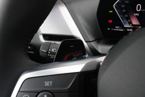 BMW 1-serie 120 170PK M SPORT | PANORAMA SCHUIF/KANTEL DAK | 18" LICHTMETALEN VELGEN | DODEHOEK DETECTIE | DRAADLOZE APPLE CARPLAY/ANDROID AUTO | NAVIGATIE | ACHTERUITRIJ CAMERA | ADAPTIEF M ONDERSTEL | SFEER VERLICHTING | STOEL VERWARMING | DAB+ RADIO | ALCANTARA BEKLEDING | PARKEERSENSOREN VOOR + ACHTER | CRUISE CONTROL | SHADOW LINE |