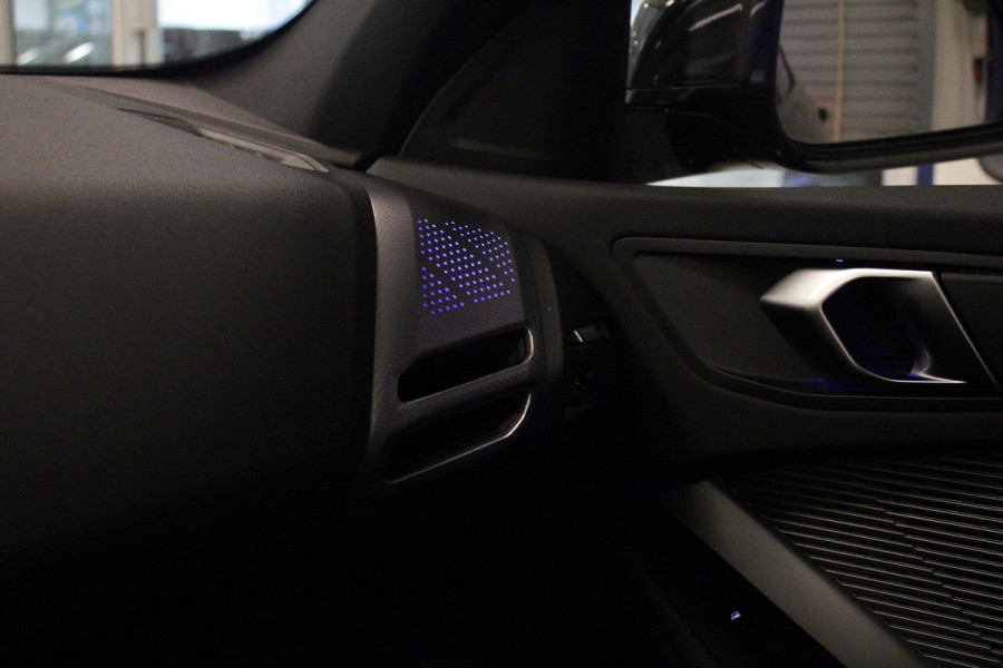 BMW 1-serie 120 170PK M SPORT | PANORAMA SCHUIF/KANTEL DAK | 18" LICHTMETALEN VELGEN | DODEHOEK DETECTIE | DRAADLOZE APPLE CARPLAY/ANDROID AUTO | NAVIGATIE | ACHTERUITRIJ CAMERA | ADAPTIEF M ONDERSTEL | SFEER VERLICHTING | STOEL VERWARMING | DAB+ RADIO | ALCANTARA BEKLEDING | PARKEERSENSOREN VOOR + ACHTER | CRUISE CONTROL | SHADOW LINE |