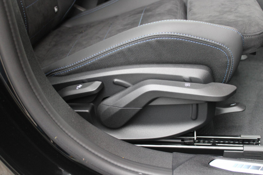 BMW 1-serie 120 170PK M SPORT | PANORAMA SCHUIF/KANTEL DAK | 18" LICHTMETALEN VELGEN | DODEHOEK DETECTIE | DRAADLOZE APPLE CARPLAY/ANDROID AUTO | NAVIGATIE | ACHTERUITRIJ CAMERA | ADAPTIEF M ONDERSTEL | SFEER VERLICHTING | STOEL VERWARMING | DAB+ RADIO | ALCANTARA BEKLEDING | PARKEERSENSOREN VOOR + ACHTER | CRUISE CONTROL | SHADOW LINE |