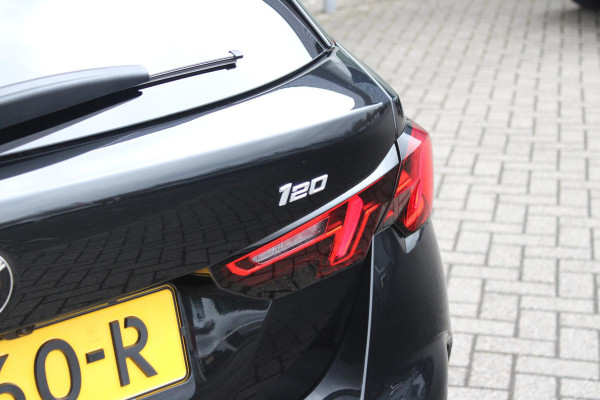 BMW 1-serie 120 170PK M SPORT | PANORAMA SCHUIF/KANTEL DAK | 18" LICHTMETALEN VELGEN | DODEHOEK DETECTIE | DRAADLOZE APPLE CARPLAY/ANDROID AUTO | NAVIGATIE | ACHTERUITRIJ CAMERA | ADAPTIEF M ONDERSTEL | SFEER VERLICHTING | STOEL VERWARMING | DAB+ RADIO | ALCANTARA BEKLEDING | PARKEERSENSOREN VOOR + ACHTER | CRUISE CONTROL | SHADOW LINE |