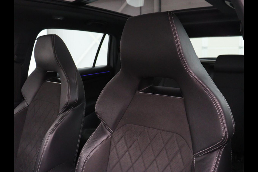 Škoda Kodiaq 1.5 TSI Sportline | Panoramadak | Trekhaak | Adaptive cruise | Stoelverwarming | Camera | Keyless | Alcantara | Full LED | Carplay | Navigatie | Canon Sound | Sfeerverlichting | Virtual Cockpit