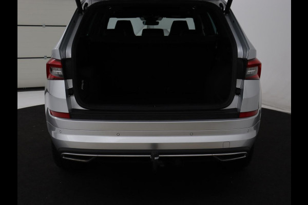 Škoda Kodiaq 1.5 TSI Sportline | Panoramadak | Trekhaak | Adaptive cruise | Stoelverwarming | Camera | Keyless | Alcantara | Full LED | Carplay | Navigatie | Canon Sound | Sfeerverlichting | Virtual Cockpit