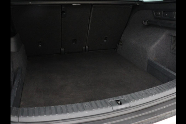 Škoda Kodiaq 1.5 TSI Sportline | Panoramadak | Trekhaak | Adaptive cruise | Stoelverwarming | Camera | Keyless | Alcantara | Full LED | Carplay | Navigatie | Canon Sound | Sfeerverlichting | Virtual Cockpit