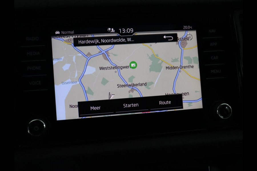 Škoda Kodiaq 1.5 TSI Sportline | Panoramadak | Trekhaak | Adaptive cruise | Stoelverwarming | Camera | Keyless | Alcantara | Full LED | Carplay | Navigatie | Canon Sound | Sfeerverlichting | Virtual Cockpit