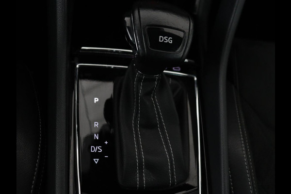 Škoda Kodiaq 1.5 TSI Sportline | Panoramadak | Trekhaak | Adaptive cruise | Stoelverwarming | Camera | Keyless | Alcantara | Full LED | Carplay | Navigatie | Canon Sound | Sfeerverlichting | Virtual Cockpit